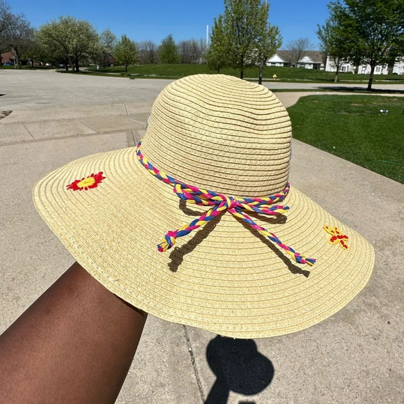 Floppy Brim Hat From Target - Picture 8 of 11